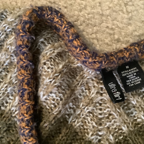 GAP Jeans size 12 denim strait cuff. Sweater made by Ultra Flirt size medium - Picture 5 of 5